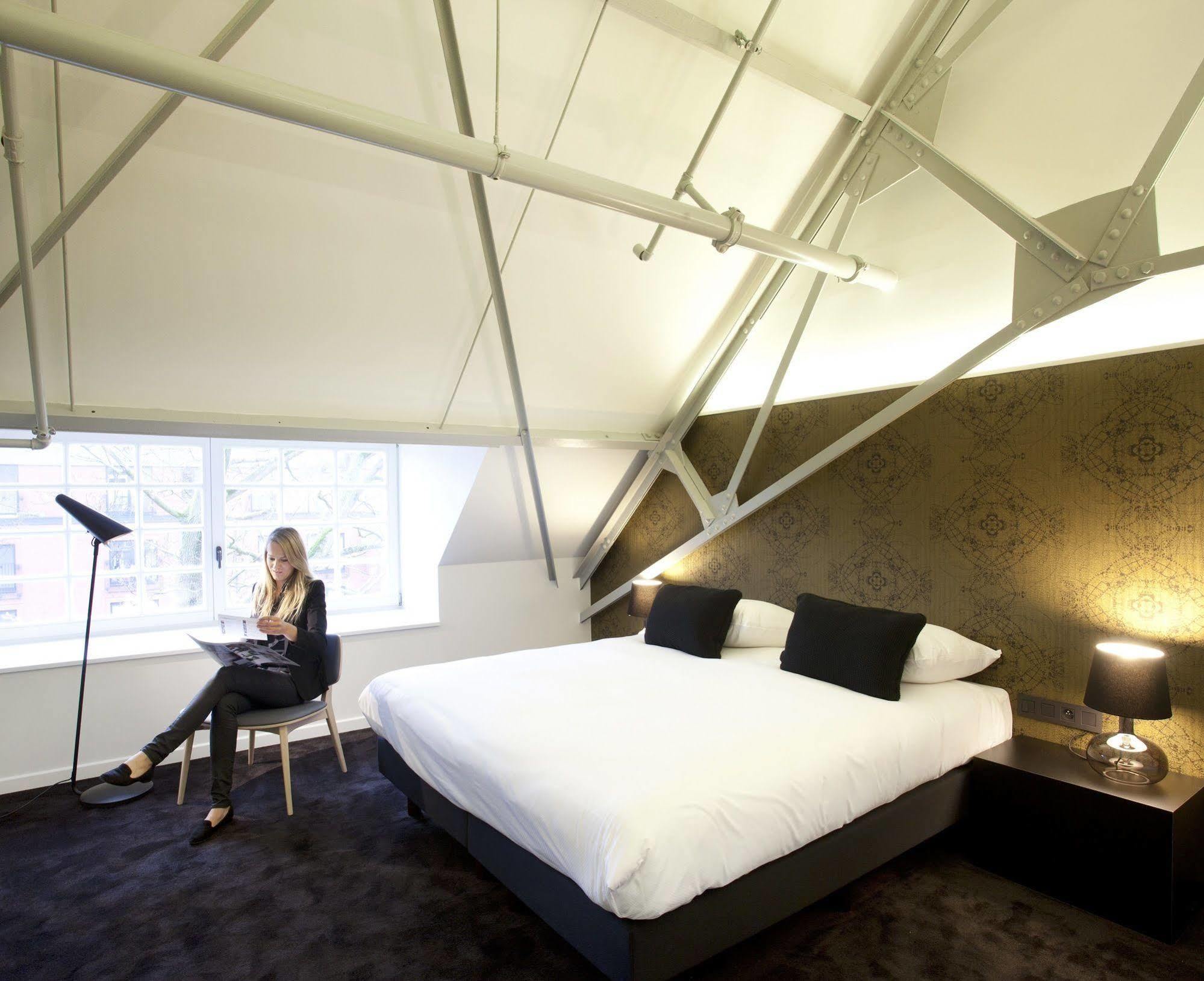 Hotel The